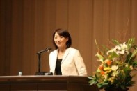 写真　岩崎恭子さんによる御講演